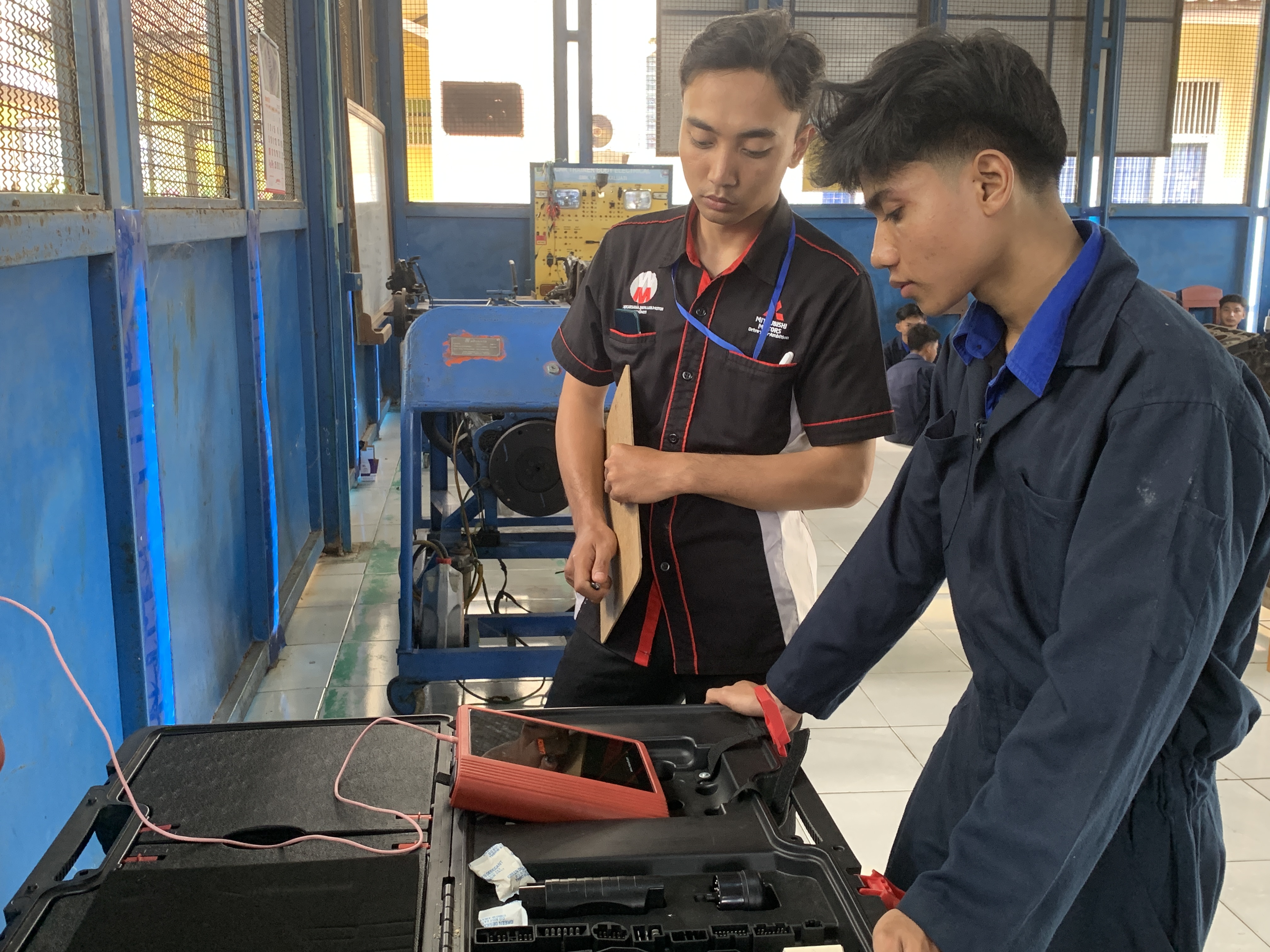Uji Kompetensi Keahlian (UKK) SMK Yadika Kalijati Uji Kompetensi Keahlian (UKK) SMK Yadika Kalijati